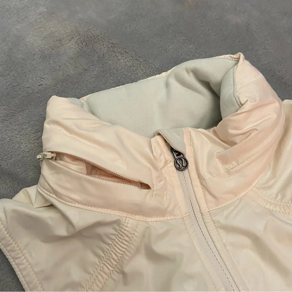 Lululemon Kanto Catch Me Vest Angel Wing Ghost Dot Angel Wing 21358 - Picture 13 of 16